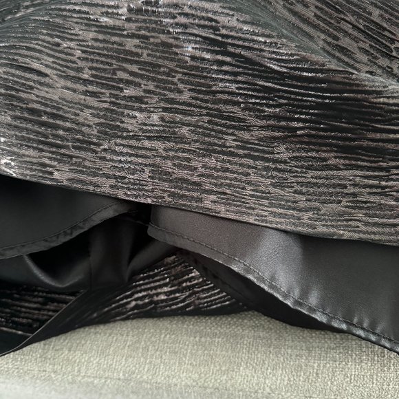 ABS Allen Schwartz Black Mini Dress One Shoulder Silver Metallic Cocktail Sz 6 - Picture 2 of 8